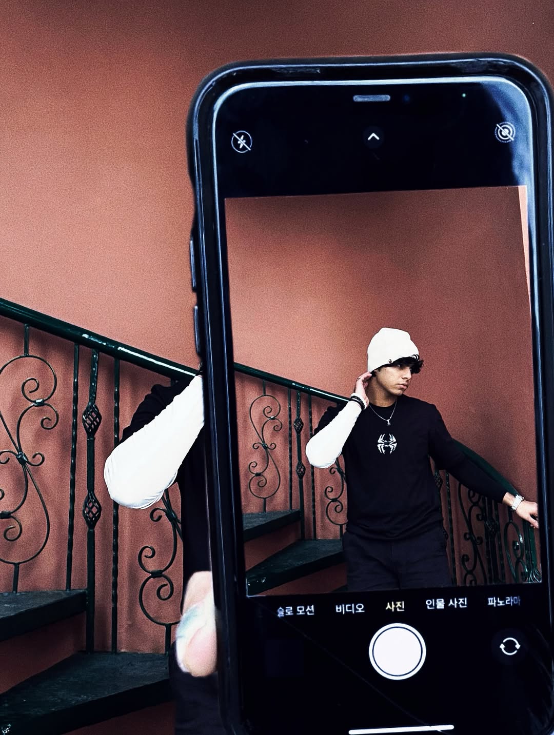 Spider Legacy Tee – Minimal Black Edition